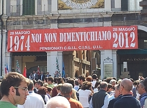 strage-di-piazza-della-loggia-a-brescia-03